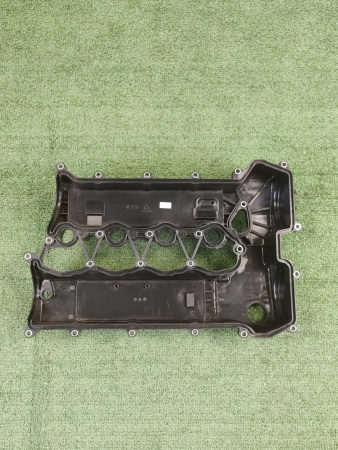 Клапанная крышка Geely Coolray 1022028800