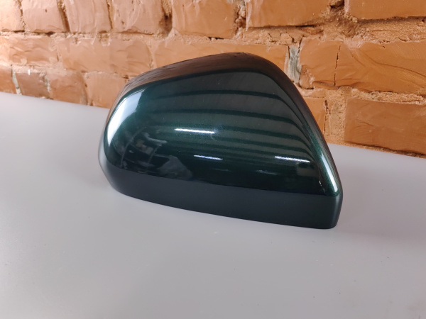 Крышка зеркала правая Li L8 L9