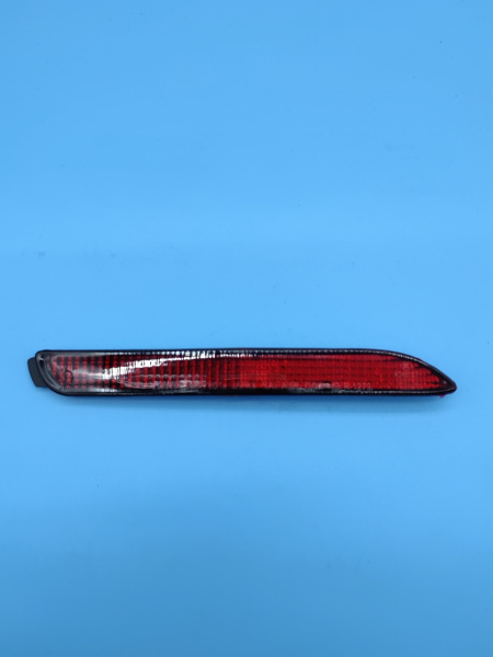 Катафот задний правый Lexus NX 8191048012
