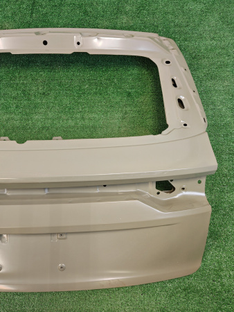 Крышка багажника Geely Monjaro 5062045300C15
