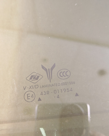 Стекло задней двери левое Voyah Free 620301001