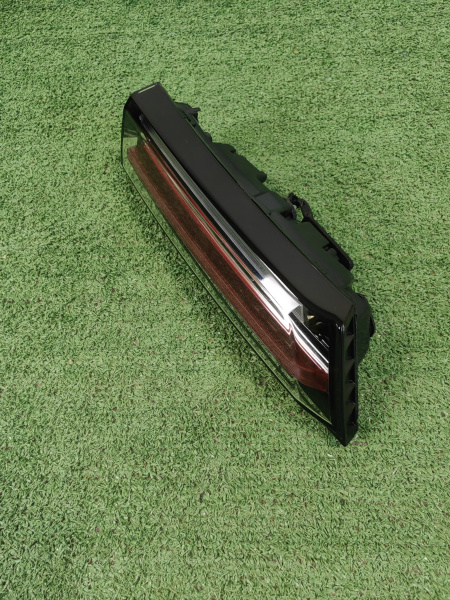 Фонарь правый в крышке багажника Haval Dargo 4133103XKN04A