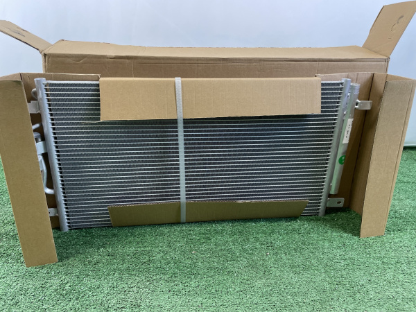 Радиатор кондиционера Geely Coolray 8010054000
