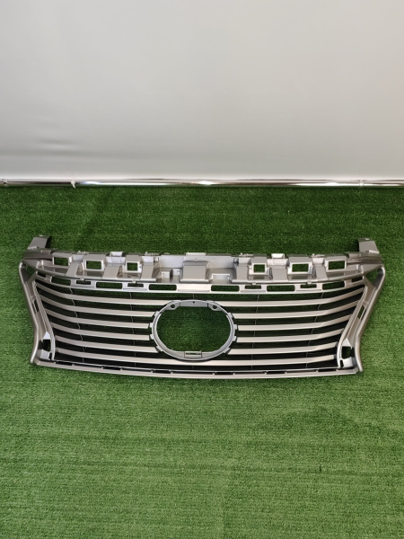 Решетка радиатора Lexus ES 5311133440