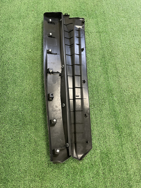 Накладка двери задней правой Lexus NX 7507778010