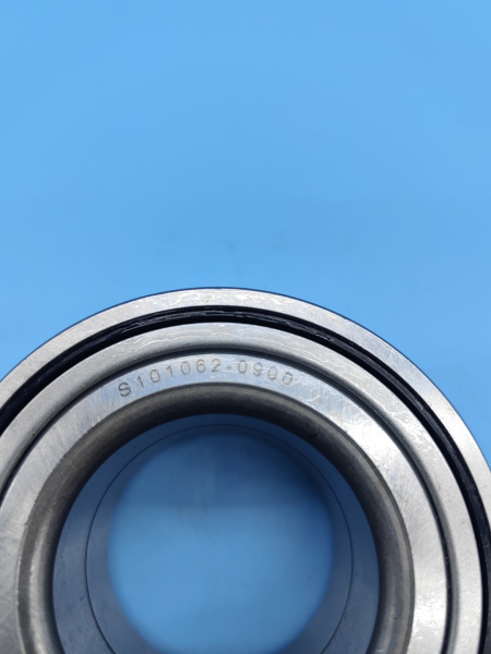 Подшипник ступичный передний Geely Coolray 4048103100