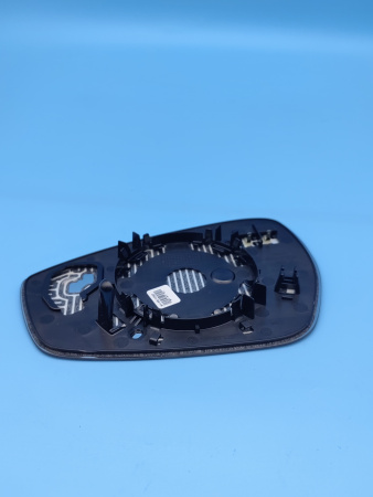 Зеркальный элемент правый Omoda C5 601001089AA