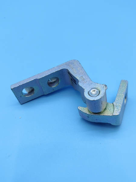 Петля двери правой нижняя часть Changan Uni-K CD569F2701030801