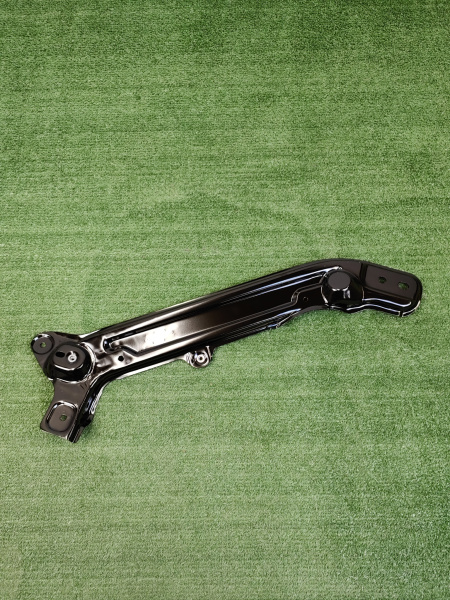 Суппорт фары правой Exeed VX 501001410AA