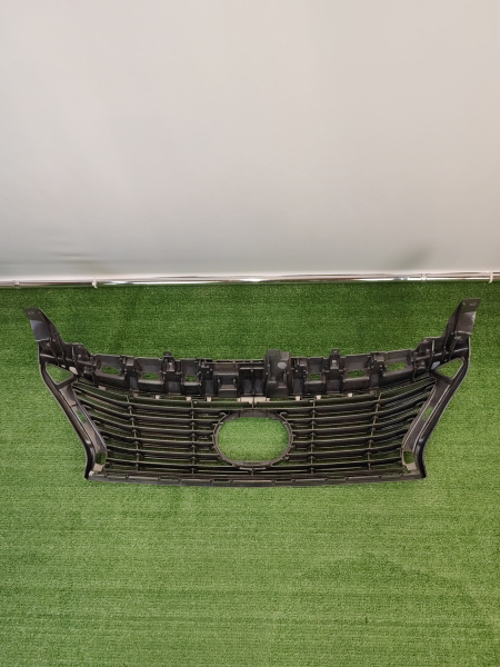 Решетка радиатора Lexus ES 5311133440