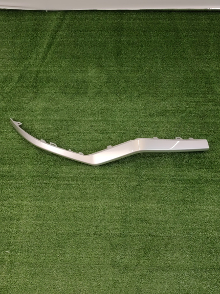 Молдинг передний правый серебристый Chery Tiggo 7 Pro 602000947AAAKR