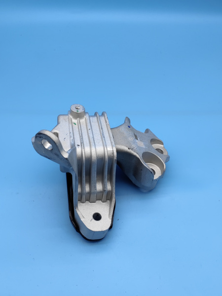 Опора двс левая Chery Tiggo 7 Pro Max 206000228AA