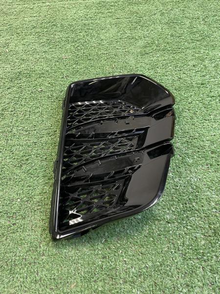 Накладка ПТФ правая Exeed LX 602001895AA