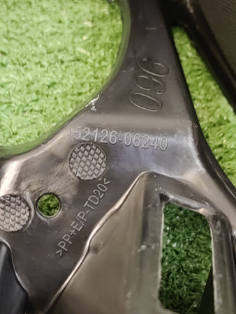 Кронштейн птф левой Lexus ES 5212633120