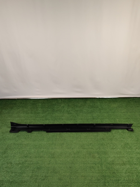 Накладка порога левая Lexus RX 7586048040