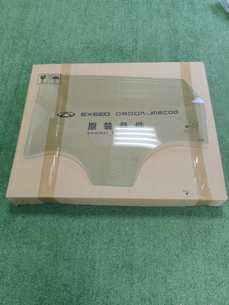 Стекло задней левой двери Omoda C5 555000276AA