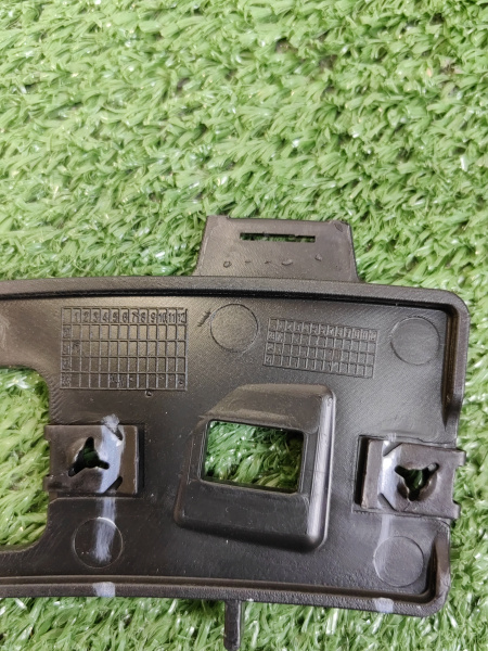 Кронштейн переднего бампера правый Haval Jolion рестайлинг 2803112XST13A