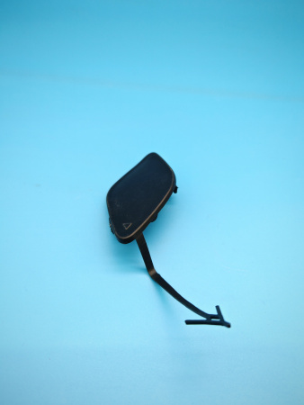 Заглушка переднего бампера Geely Coolray 6010091300