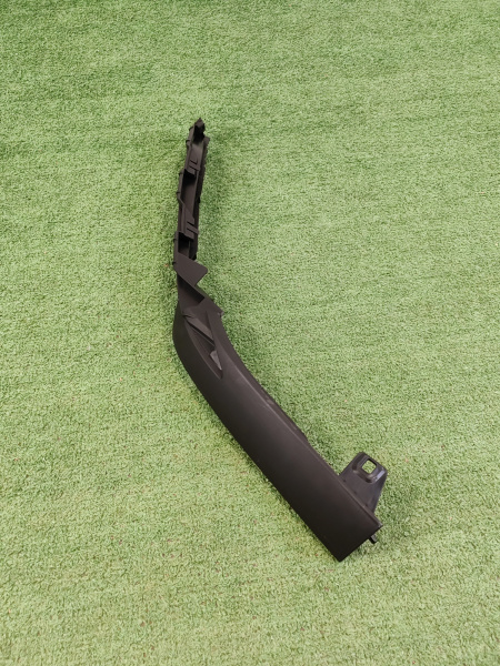 Накладка спойлера переднего правая Lexus RX 5243748040