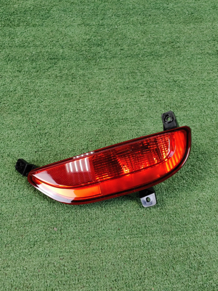Левая ПТФ задний бампер Chery Tiggo 4 Pro J684416030