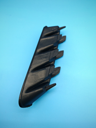 Накладка декоративная задняя правая Geely Coolray 6044058300