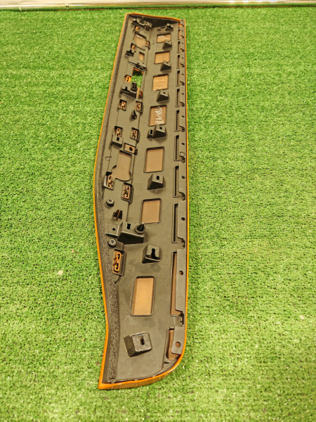 Накладка двери передней правой Zeekr 001 6608033223C16