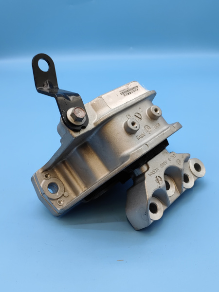 Подушка двигателя правая Haval F7x рестайлинг 1001100XKQ00A