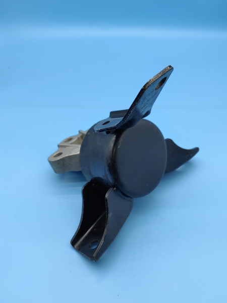 Опора двигателя левая Haval Jolion 1001100XGW02A