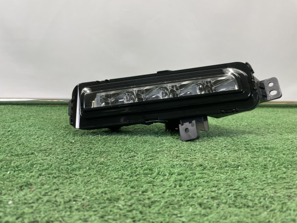 ПТФ передняя левая Tank 500 4116100XKV3AA