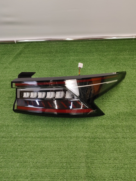Фонарь правый наружный Chery Arrizo 8 605000362AA