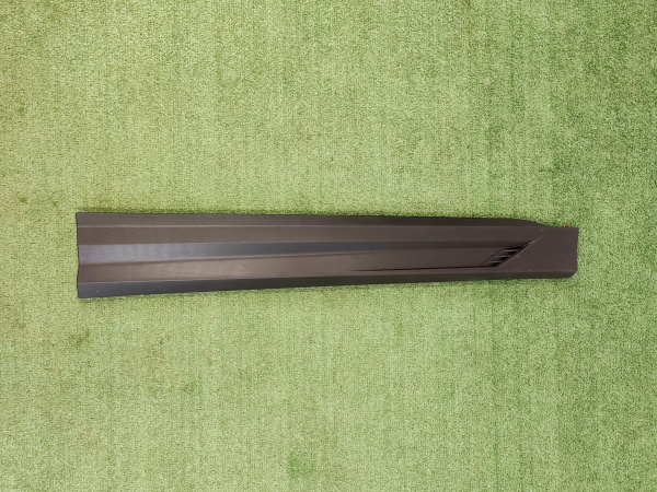 Накладка двери передней правой Geely Coolray рестайлинг 5075078500