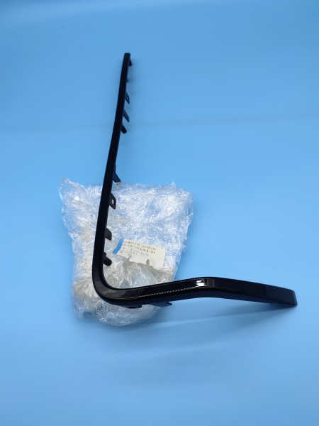 Правый молдинг накладки заднего бампера длинный Jetour F162804512BL