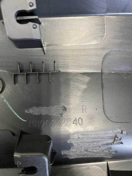 Накладка двери задней правой Geely Coolray рестайлинг 5081078900