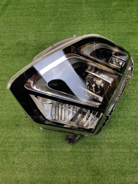 Фара левая Omoda C5 605000530AA