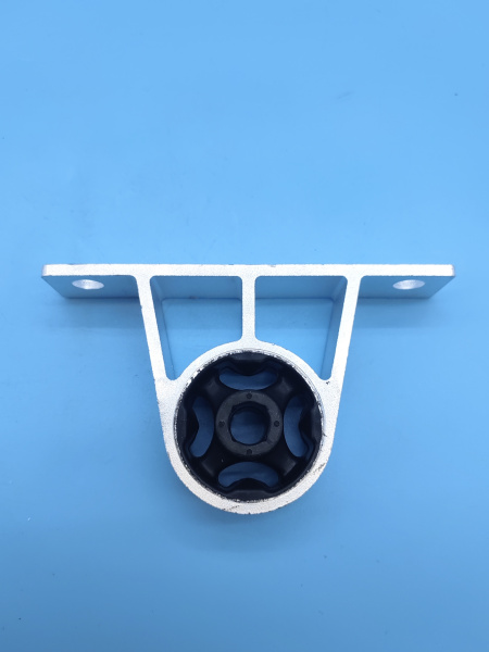 Резинка глушителя задняя Geely Coolray 2061025200
