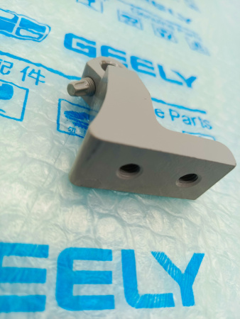 Петля задней двери верхняя Л Geely Monjaro