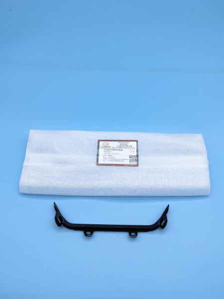 Вставка в нижнюю накладку переднего бампера правая Gac GS8 7105079DRS0000