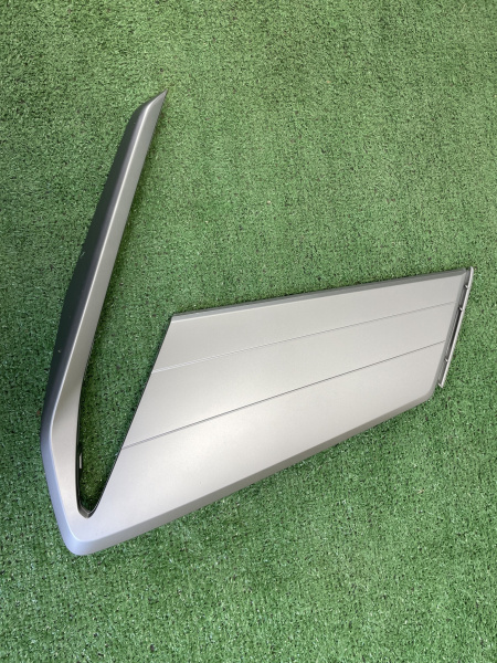 Молдинг переднего бампера левый Geely Coolray рестайлинг 6010208500