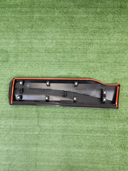 Накладка двери задней правой Geely Coolray рестайлинг 5081078900