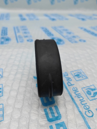 Резинка глушителя  Geely Monjaro 2061538100
