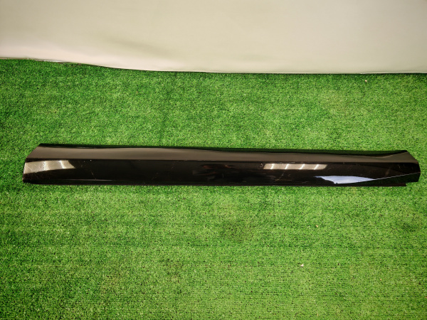 Накладка двери передней правой Voyah Free 500603001