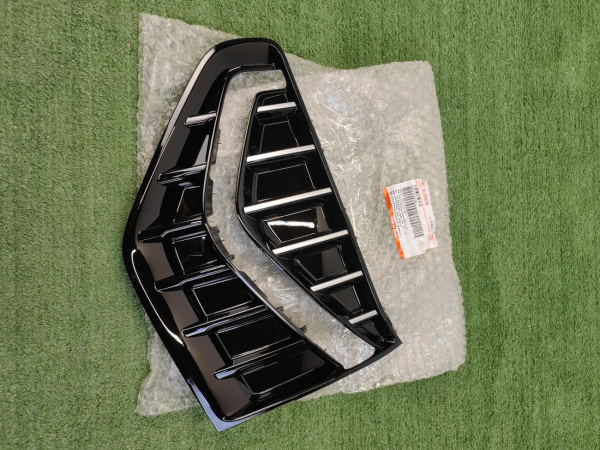 Решетка переднего бампера правая Haval Jolion рестайлинг 2803117XST33AJ8