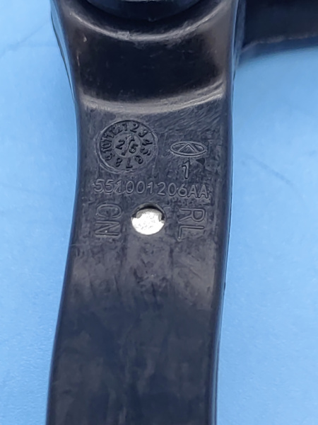 Ограничитель двери задней Omoda C5 551001206AA
