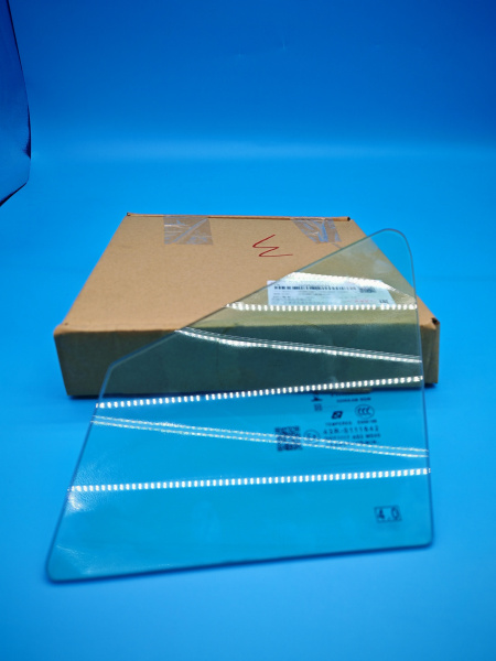 Форточка передняя левая Omoda C5 555000388AA
