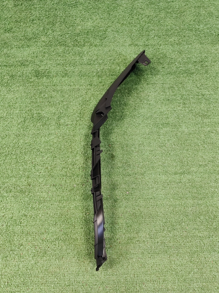 Накладка спойлера переднего левая Lexus RX 5243848040