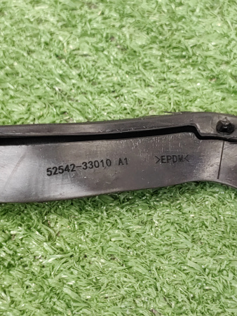 Уплотнитель переднего бампера Lexus ES 5254233010