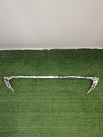 Молдинг решетки радиатора нижний Lexus ES 5312233070