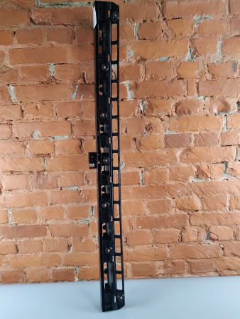 Кронштейн бамера задний средний LiXiang L9