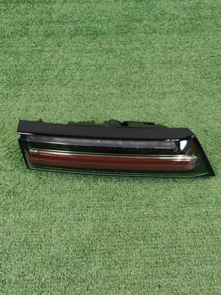 Фонарь правый в крышке багажника Haval Dargo 4133103XKN04A