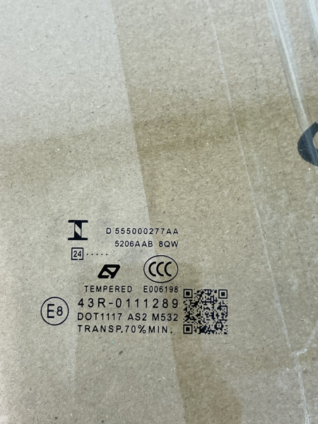 Стекло задней правой двери Omoda C5 555000277AA